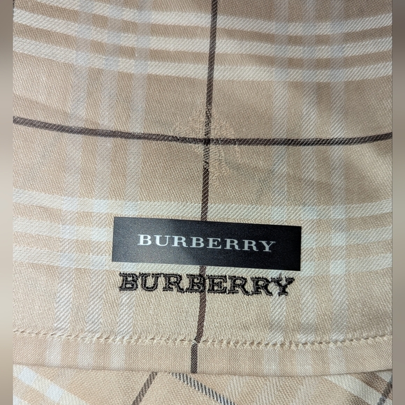 Burberry Scarf Handkerchief Block Check Pattern Unisex Cotton Tan NWOT - Picture 7 of 7